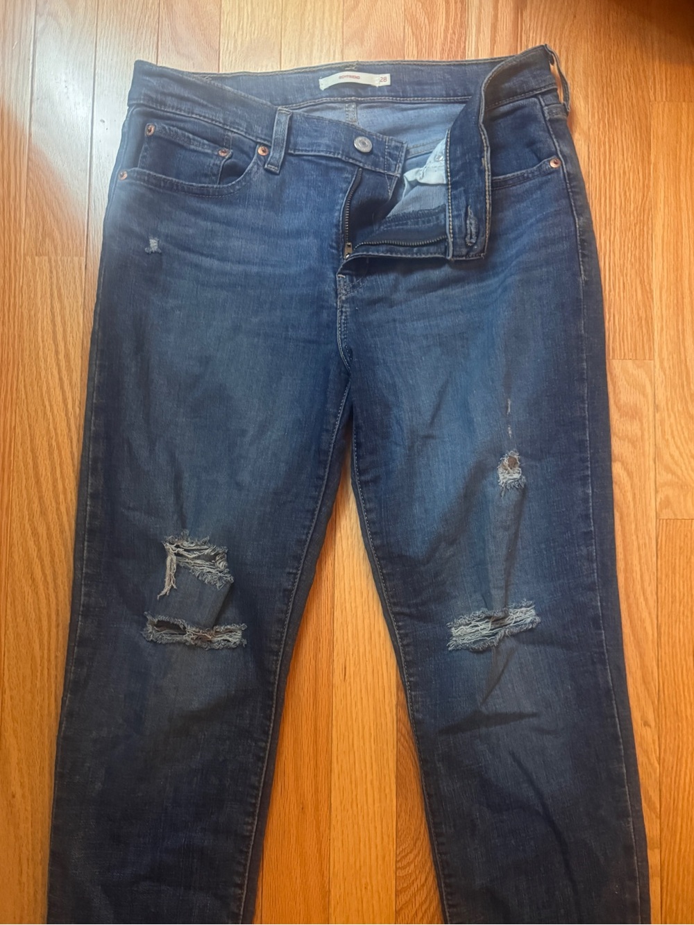 Levi's Boyfriend Distressed Dark Blue Jeans